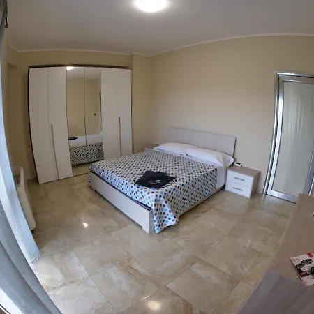 Casa Vacanze Mariaelena Torre Pisani *