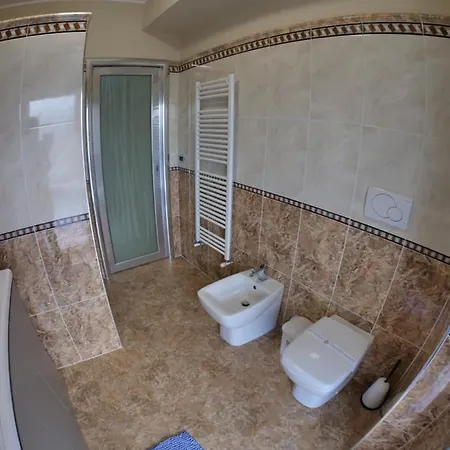Casa Vacanze Mariaelena Torre Pisani * רוסאנו
