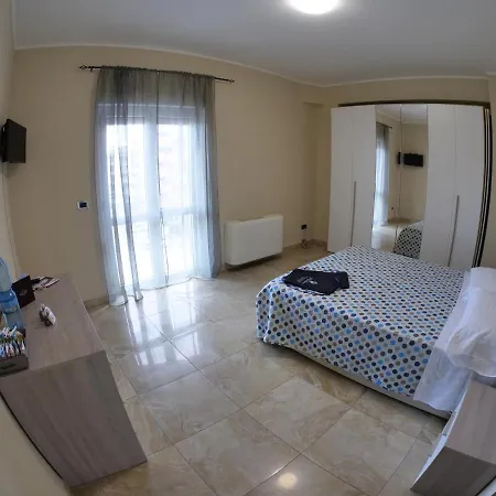 בית הארחה Casa Vacanze Mariaelena Torre Pisani *