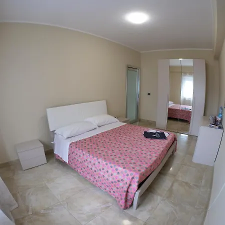 בית הארחה Casa Vacanze Mariaelena Torre Pisani *