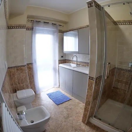 Casa Vacanze Mariaelena Torre Pisani בית הארחה